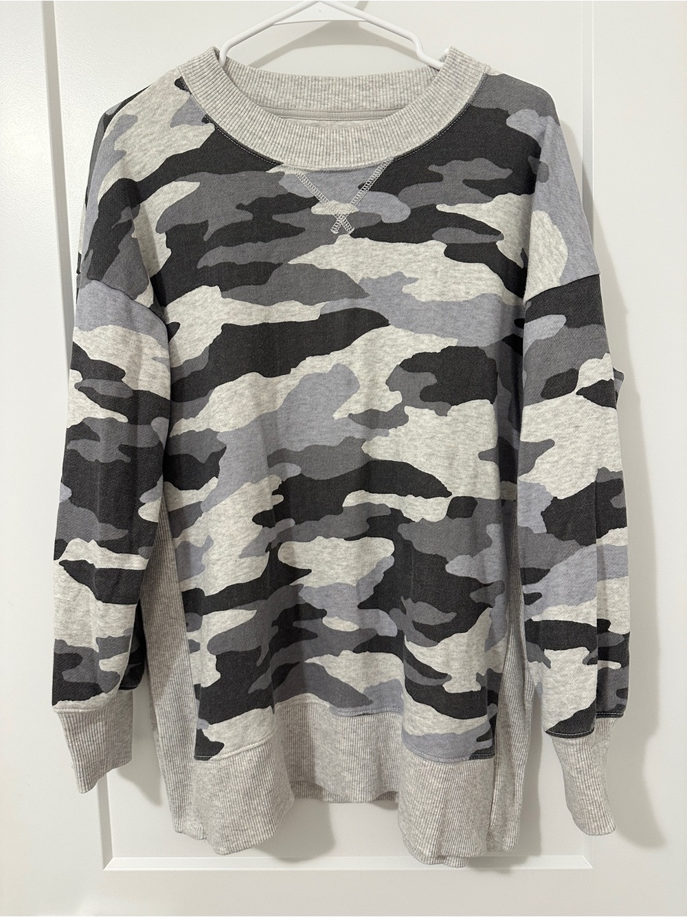 Aerie Grey/ Black Camouflage oversized Crewneck sweater size small women’s